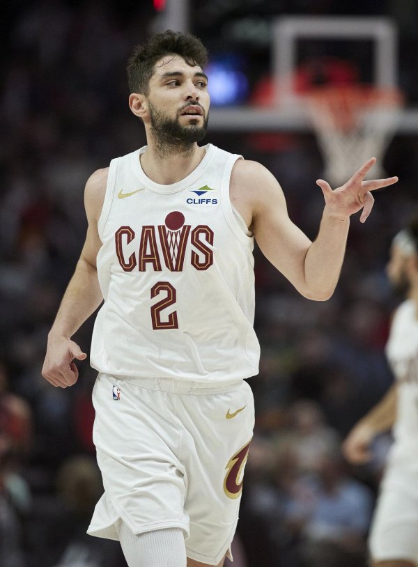 牛客栈 美记：为保持冲冠实力，预计骑士将以1400万美元起薪续约杰罗姆